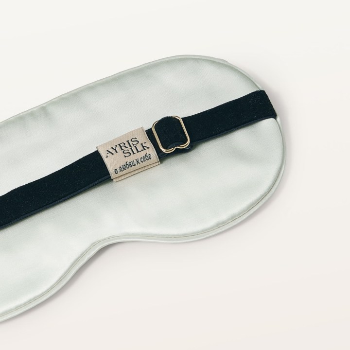 Маска для сна Ayris Silk из шелка с антибактериальной нитью